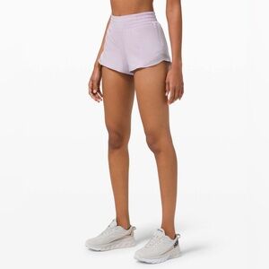 lululemon hotty hot short *high-rise 2.5”
